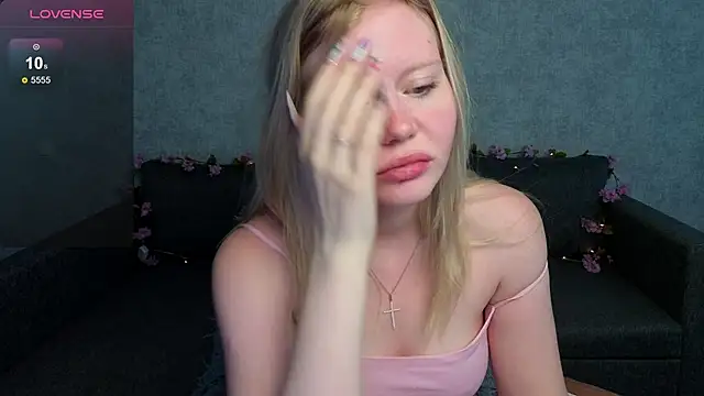 Snapshot of Wendy_228 chatting on July 2026 02:29:02 AM Wendy 228 online show from July 2026 02:29:02 AM