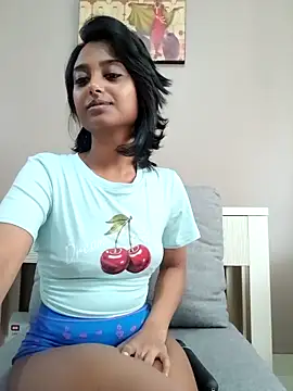 littlemissdevil69 online show from March 2026 05:45:02 AM