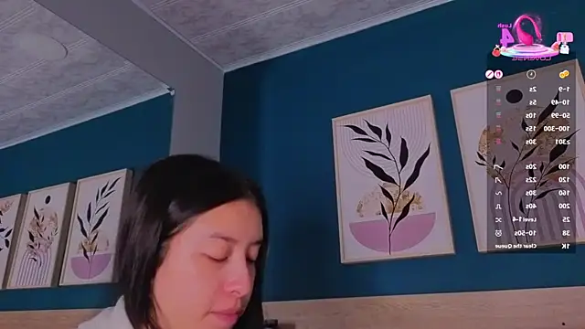 SarahMiler  online show from October 2025 11:44:02 AM