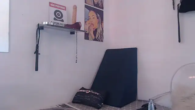 Snapshot of Sofia_May chatting on September 2025 04:32:01 PM Sofia May online show from September 2025 04:32:01 PM