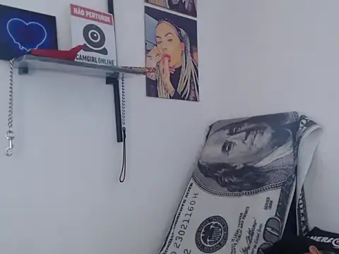 Snapshot of Sofia_May chatting on November 2025 12:16:01 PM Sofia May online show from November 2025 12:16:01 PM