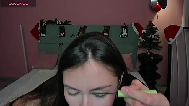 Tina Porter online show from December 2025 01:33:02 AM