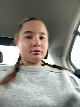 Snapshot of StephanieMur chatting on September 2025 04:38:01 AM StephanieMur online show from September 2025 04:38:01 AM