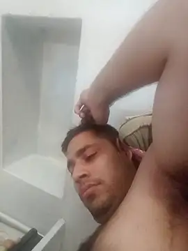 Desirock001 online show from April 2026 01:34:01 AM