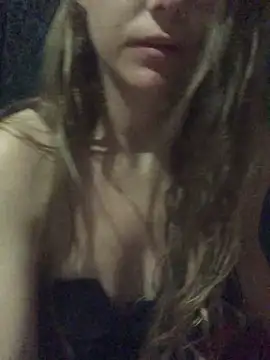 Angiehuston1 online show from February 2026 12:00:01 PM