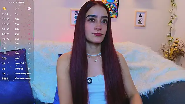 Snapshot of ViolethRosse chatting on July 2026 01:25:02 PM ViolethRosse online show from July 2026 01:25:02 PM