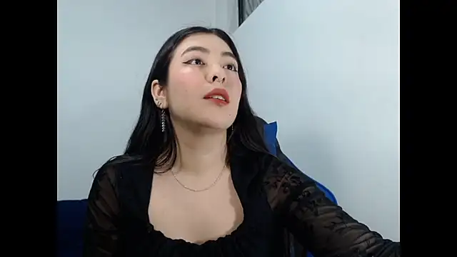 Snapshot of EloiseJun chatting on July 2026 05:02:01 AM EloiseJun online show from July 2026 05:02:01 AM