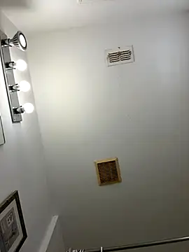 julio p online show from October 2025 02:20:01 AM