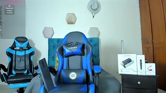 Snapshot of _taylor_black chatting on September 2025 11:40:01 PM  taylor black online show from September 2025 11:40:01 PM