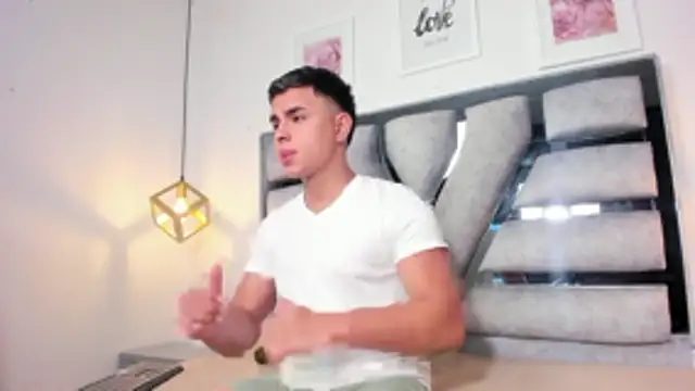 lianfox  online show from March 2026 12:21:02 PM