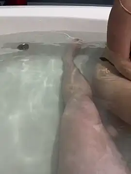 gustavo floripa2512 online show from February 2026 05:55:02 AM