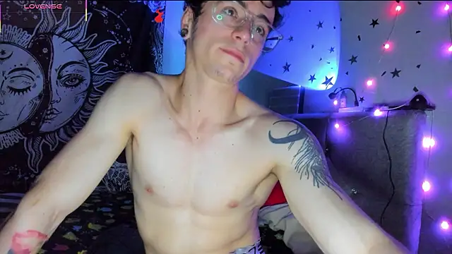 Snapshot of puepleholly chatting on January 2026 11:30:02 PM puepleholly online show from January 2026 11:30:02 PM