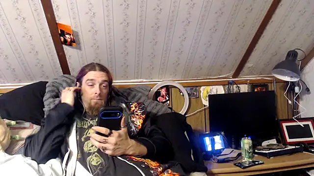 thejuicybacon online show from October 2025 09:33:01 AM