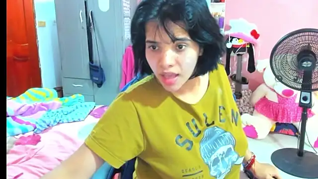 Snapshot of Ada_sienn chatting on February 2026 04:11:01 AM Ada sienn online show from February 2026 04:11:01 AM