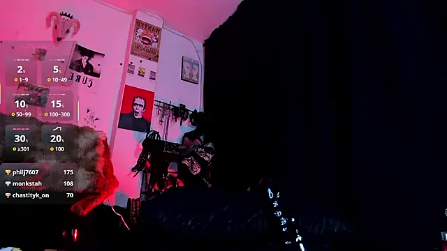 Snapshot of kattusauruss chatting on June 2026 01:28:02 AM kattusauruss online show from June 2026 01:28:02 AM