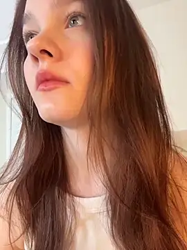 MichelleRoux online show from November 2025 04:59:02 AM