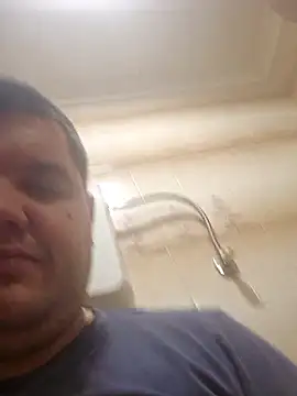 Snapshot of Fgddss33 chatting on January 2026 08:34:01 PM Fgddss33 online show from January 2026 08:34:01 PM