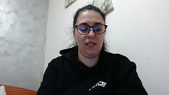 Snapshot of jollene chatting on November 2025 02:16:01 PM jollene online show from November 2025 02:16:01 PM