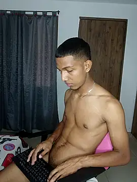 miguelmarcus online show from September 2025 03:22:02 PM