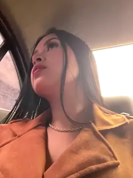 Snapshot of CrisMarulanda chatting on October 2025 07:13:01 PM CrisMarulanda online show from October 2025 07:13:01 PM