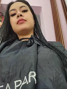 Snapshot of CrisMarulanda chatting on November 2025 04:07:01 PM CrisMarulanda online show from November 2025 04:07:01 PM