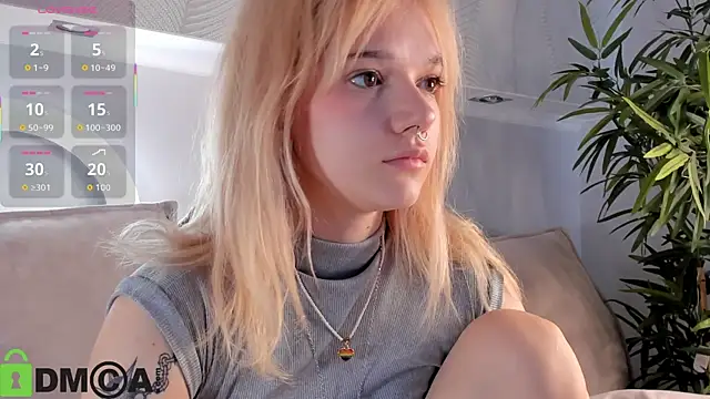 Molly Platt online show from March 2026 09:10:02 AM