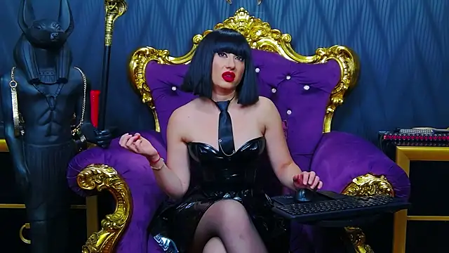 LaraMaeve online show from September 2025 05:01:02 AM