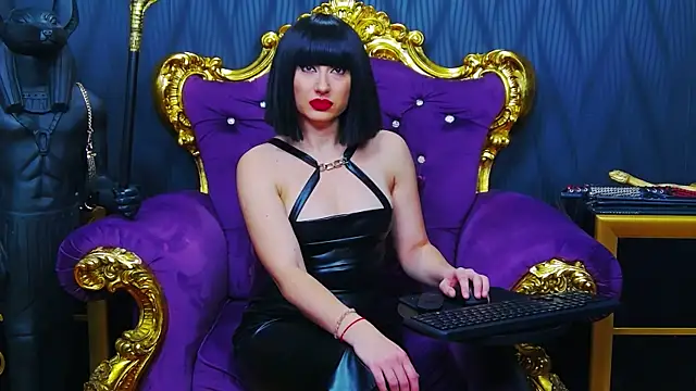 LaraMaeve online show from October 2025 04:42:01 AM