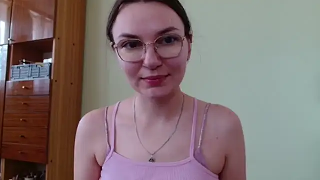 Snapshot of LooveELLYx chatting on July 2026 06:30:01 AM LooveELLYx online show from July 2026 06:30:01 AM