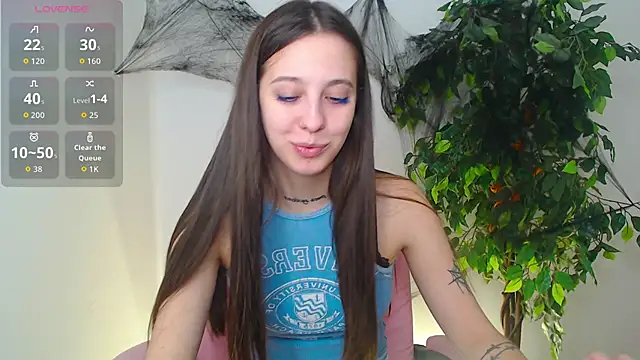 Snapshot of Little_cherryy__ chatting on October 2025 07:56:01 AM Little cherryy online show from October 2025 07:56:01 AM