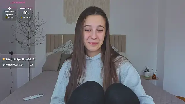 Snapshot of Little_cherryy__ chatting on November 2025 08:05:01 AM Little cherryy online show from November 2025 08:05:01 AM