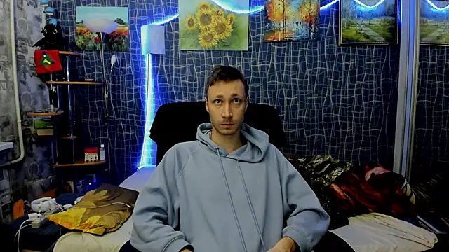 CuteBoy228 online show from February 2026 03:19:02 PM