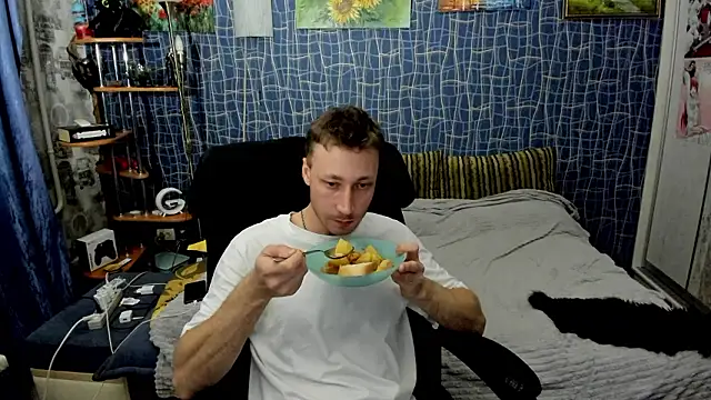 CuteBoy228 online show from March 2026 06:23:02 PM