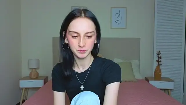 Snapshot of Little_moly999 chatting on September 2025 08:20:02 PM Little moly999 online show from September 2025 08:20:02 PM