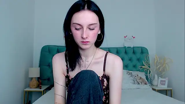 Snapshot of Little_moly999 chatting on October 2025 09:01:01 PM Little moly999 online show from October 2025 09:01:01 PM