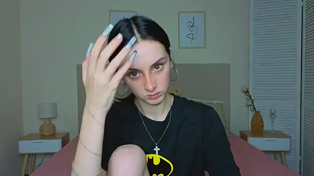 Snapshot of Little_moly999 chatting on October 2025 09:06:01 PM Little moly999 online show from October 2025 09:06:01 PM