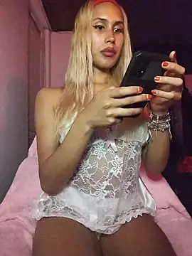 Snapshot of AngelinaSexFit chatting on December 2025 03:13:02 AM AngelinaSexFit online show from December 2025 03:13:02 AM