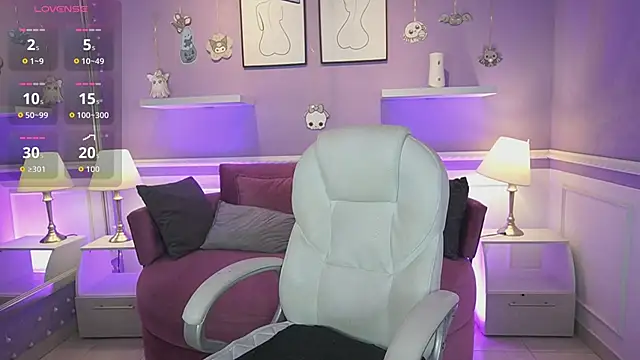 Snapshot of DahliaGrey chatting on October 2025 11:36:02 AM DahliaGrey online show from October 2025 11:36:02 AM