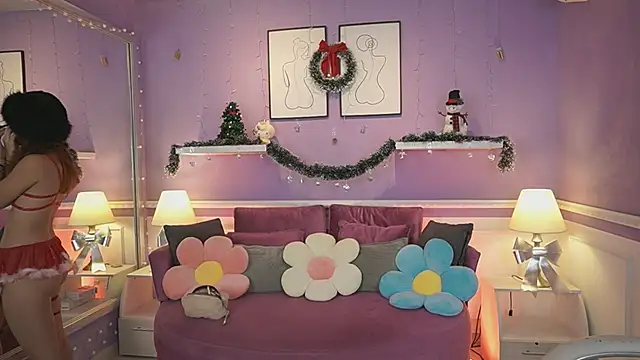 Snapshot of DahliaGrey chatting on December 2025 11:37:01 AM DahliaGrey online show from December 2025 11:37:01 AM