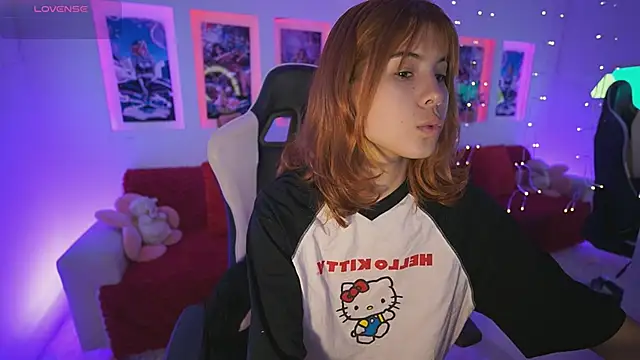 DahliaGrey online show from May 2026 11:38:02 AM