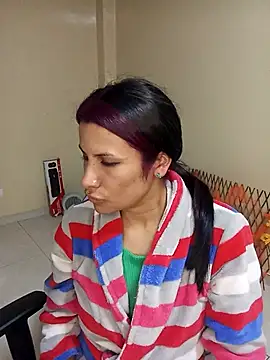 karinnahotdirty online show from November 2025 08:54:01 PM