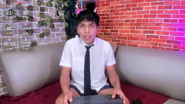 Thiago Kozak online show from March 2026 01:37:01 PM