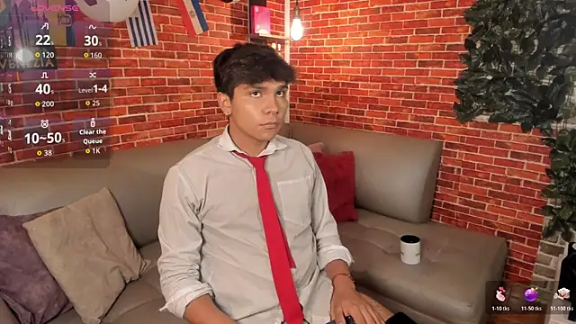 Snapshot of Thiago_Kozak chatting on July 2026 12:42:02 PM Thiago Kozak online show from July 2026 12:42:02 PM