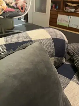 krasiviq94 online show from March 2026 01:44:01 AM