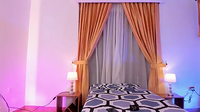 Snapshot of Cherry_Castillo chatting on October 2025 01:07:01 PM Cherry Castillo online show from October 2025 01:07:01 PM