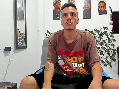 Snapshot of Latins_Boss chatting on July 2026 03:02:01 AM Latins Boss online show from July 2026 03:02:01 AM