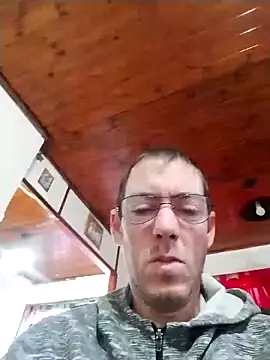 Snapshot of elpolaquin chatting on May 2026 01:41:01 PM elpolaquin online show from May 2026 01:41:01 PM