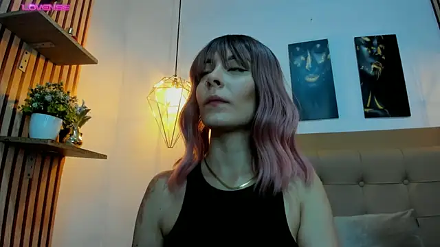 alesziarose online show from November 2025 05:46:02 PM