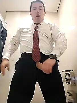 BigCristh79 online show from February 2026 01:36:02 PM