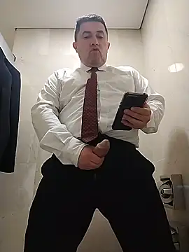 BigCristh79 online show from June 2026 07:47:02 AM
